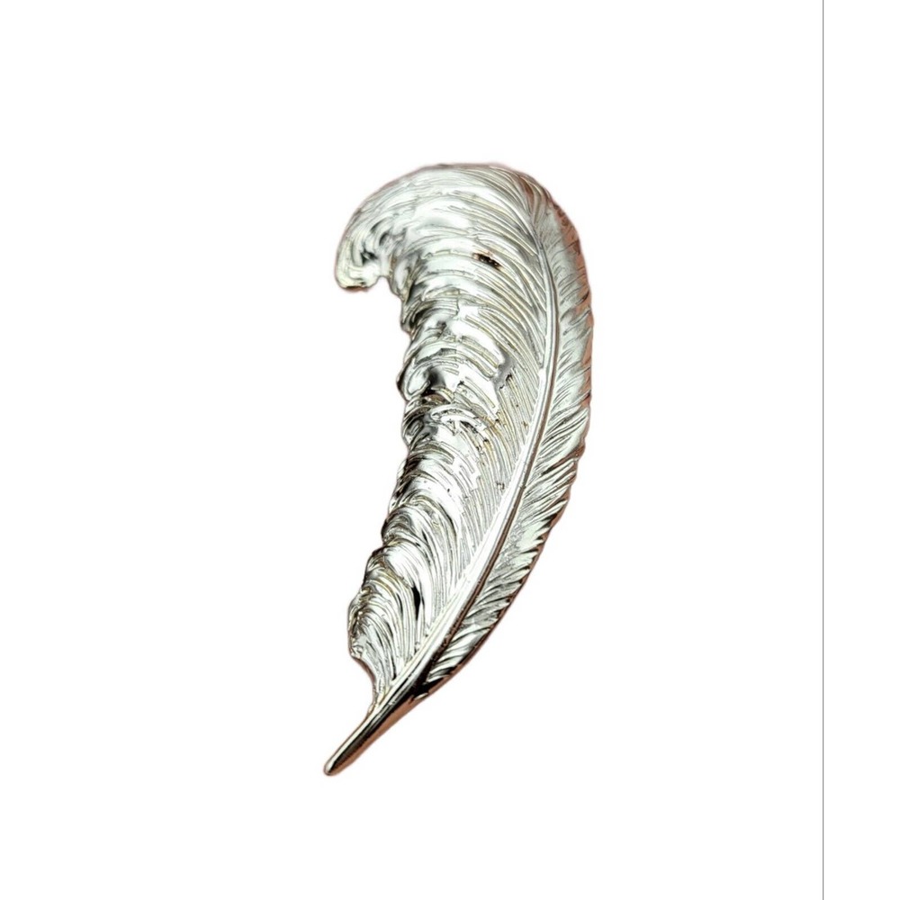 Silver Tone Repousse Feather Plume Fashion Brooch Scarf Lapel Pin 2.59 Inch - Picture 1 of 3